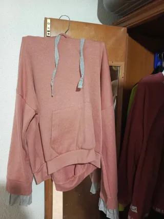 Ropa de uso en buen estado
