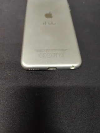 iPod Touch 6ta Gen 32GB Blanco - A1574