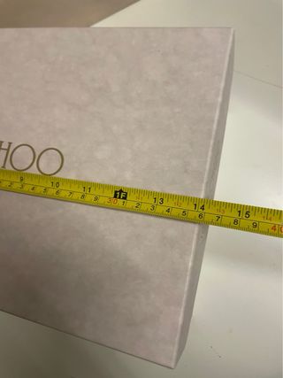 Scatola e sacchetto Jimmy Choo beige