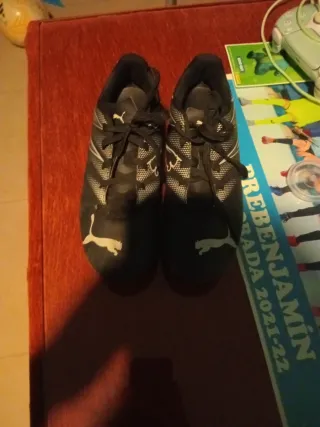 Botas de fútbol Puma niño negras