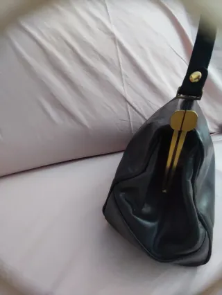 Bolso retro negro