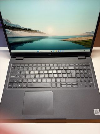Portatil tactil (Dell Latitude 3510 )