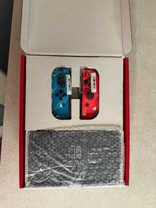 Nintendo Switch consola y mandos