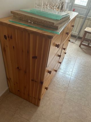 Cómoda de madera