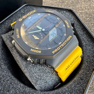 Reloj G-Shock Negro y Amarillo
