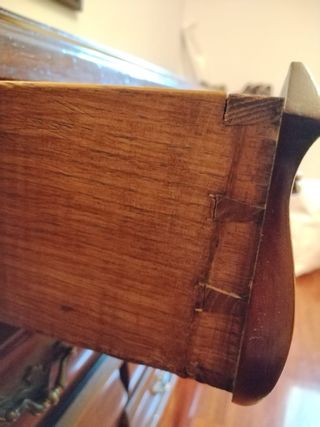 Cómoda antigua madera maciza