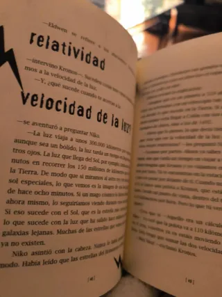 La puerta de los tres cerrojos: Una aventura cu...