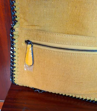 Bolso nuevo con cadena/clutch mostaza