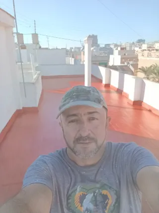 Pintor de viviendas y reparaciones varias
