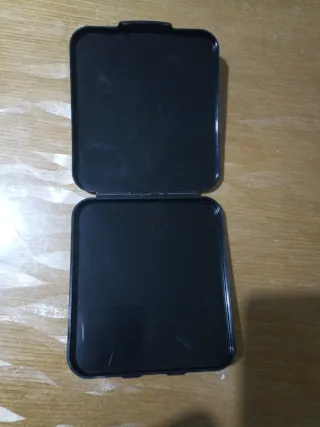 Contenitore piccolo nero