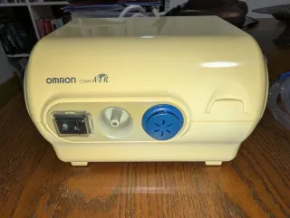 Nebulizador Omron CompAir NE-C28-E