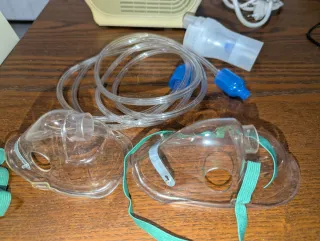 Nebulizador Omron CompAir NE-C28-E