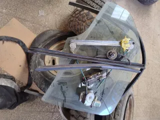 Mecanismo elevalunas coche