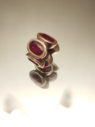 Charm Pandora Circonitas Rojas