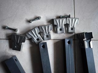 Pack 4 Patas Somier Cuadradas 27cm (2 con Ruedas)