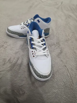 Zapatillas Jordan 3 Retro Azul Blanco