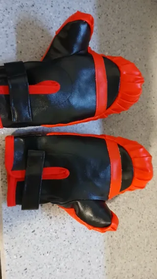 Kit Boxeo Infantil Guantes y Saco