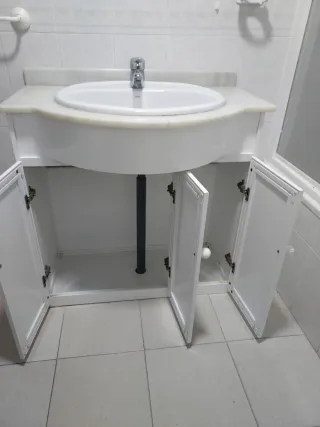 Mueble baño,totalmente aluminio,opción con espejo