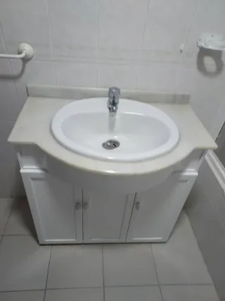 Mueble baño,totalmente aluminio,opción con espejo