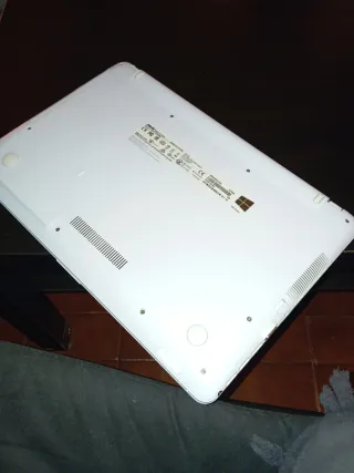 Portátil Asus F541S Blanco