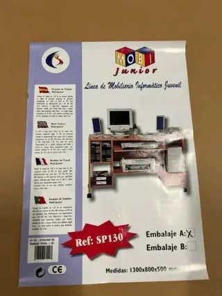 Escritorio de ordenador juvenil