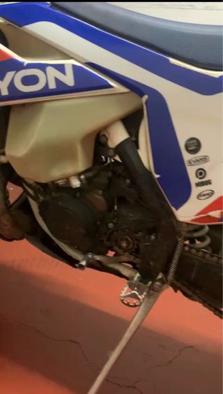 Husqvarna 250 TPI Enduro Moto