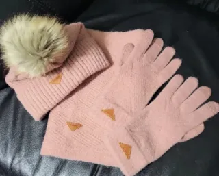 Conjunto gorro y bufanda rosa