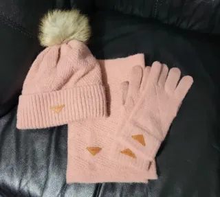 Conjunto gorro y bufanda rosa