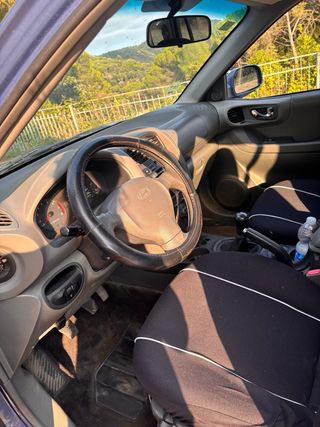 Hyundai Santa Fe 2003