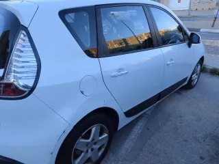 Renault Grand Scenic 2013