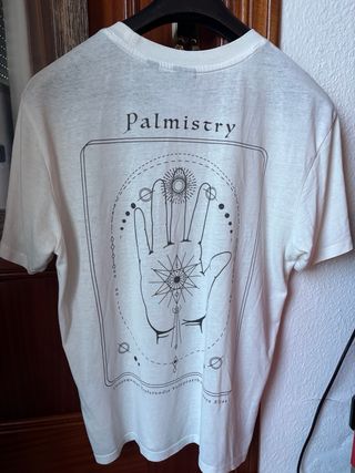 Camiseta blanca con estampado