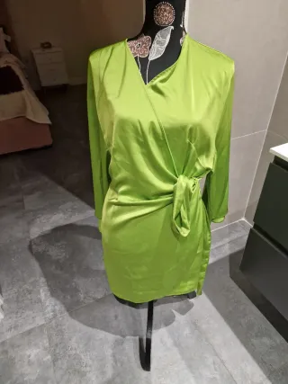 Zara Basic Blusa Rosa con Fruncido