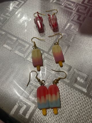 Pendientes divertidos con forma de helado y batido