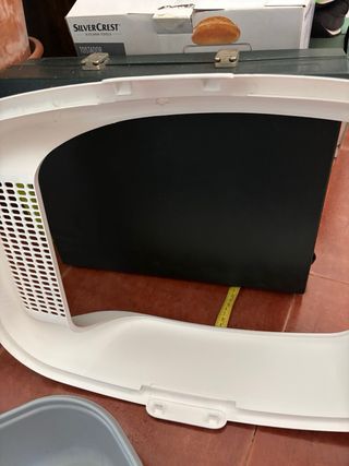 Nuovo box e lettiera Pulizia e nutrizione