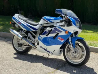Suzuki GSX 750 R