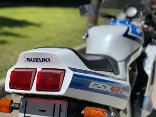 Suzuki GSX 750 R