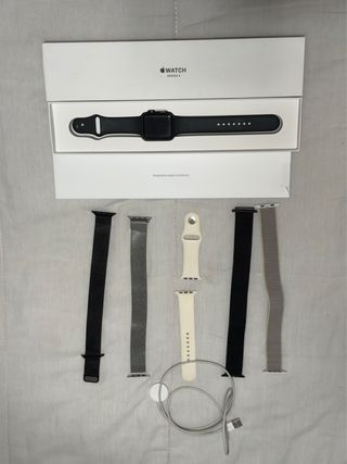 Apple Watch Series 3 Negro/Plata 42 mm.
