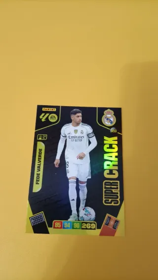 Fede Valverde Super Crack Panini 40 EA