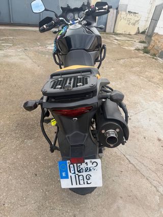 Suzuki V-Strom 650 2011 cambio por furgoneta