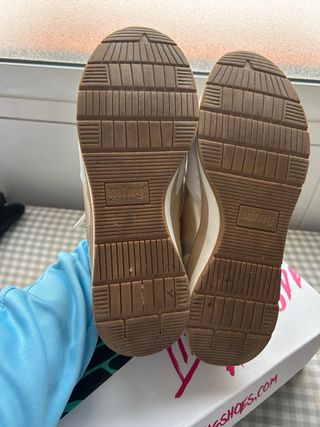 Zapatillas Mustang Beige y Oro Talla 39