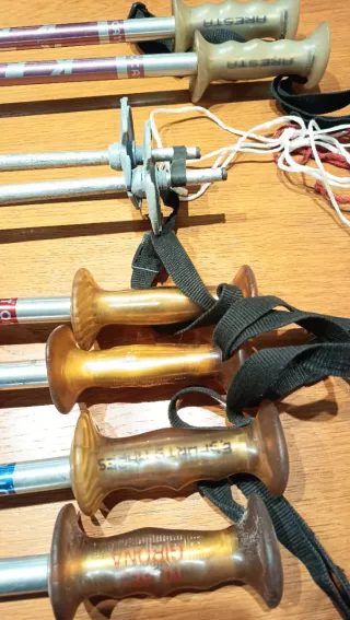 Bastones de esquí 115-120 y 130cm marca: Kerma