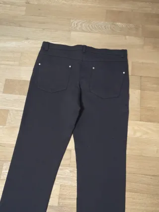 Lote ropa;pantalón,chaquetas,camisetas,jersey..4,8