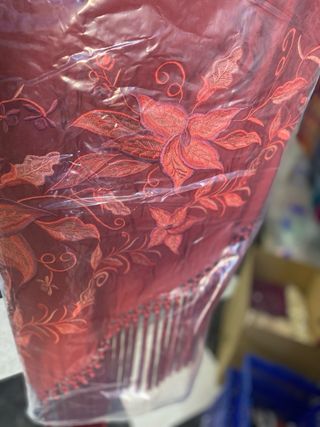 Mantoncillo Flamenca Seda Bordado Flores