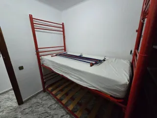 Litera Metálica Roja Robusta