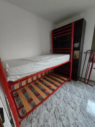 Litera Metálica Roja Robusta