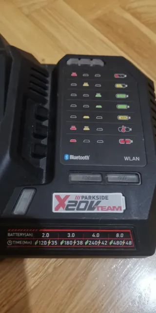 Cargador Parkside X20V Team 12A