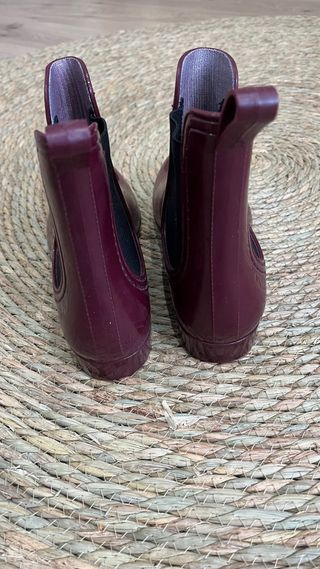 Botas de agua moradas