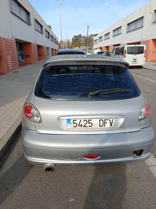 Peugeot 206 2004