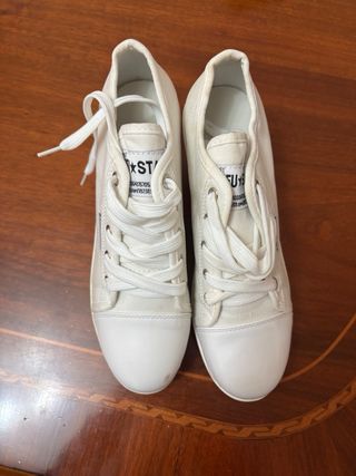 Zapatos de plataforma blancos