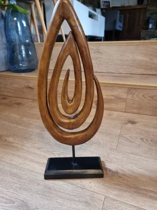 Escultura Decorativa Moderna Madera y Metal